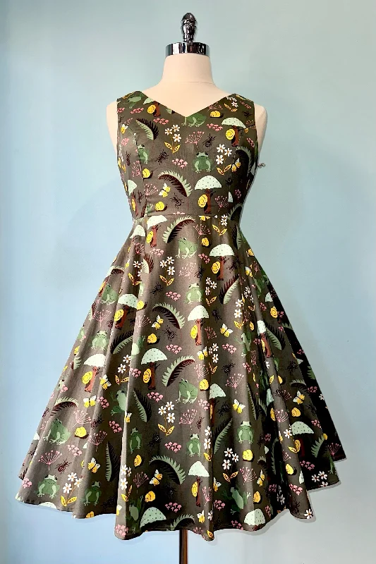 Deal Dash Frogs V-Neck Dress by Eva Rose